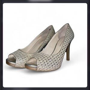 Peep-Toe Metallic Beige High Heel Pumps - Dress Prom Work Event Fashion Sparkle